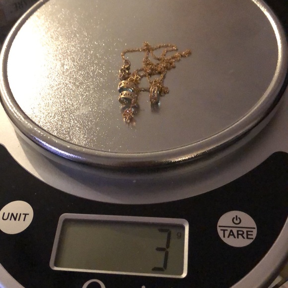 Blue topaz set in yellow gold: necklace and earrings - Picture 9 of 9